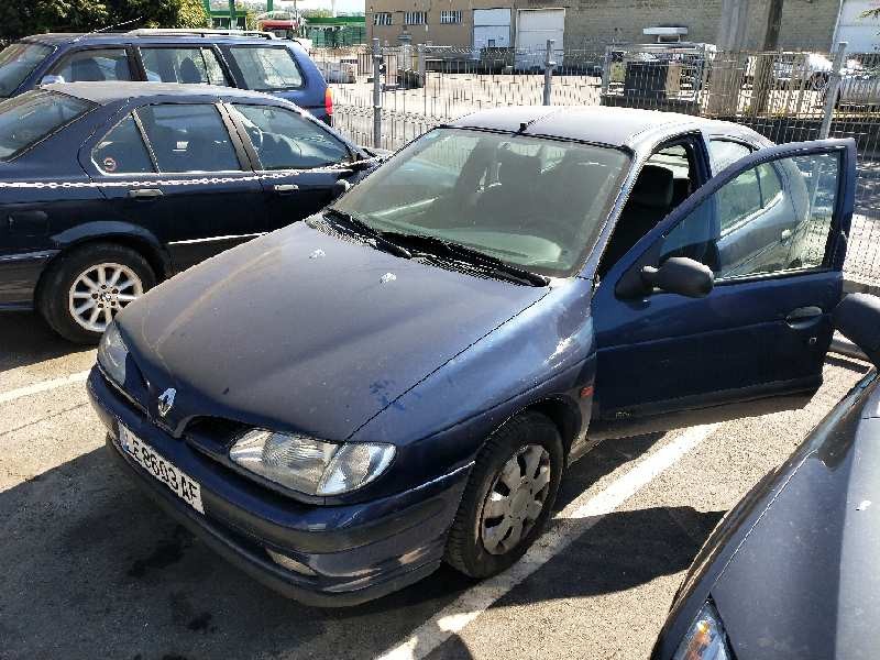 renault megane i berlina hatchback (ba0) del año 1998