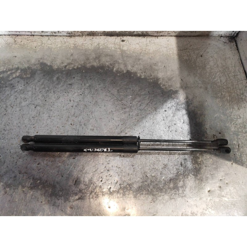 Recambio de amortiguadores maletero / porton para mercedes clase b (w245) 180 cdi (245.207) referencia OEM IAM A1699801064  
