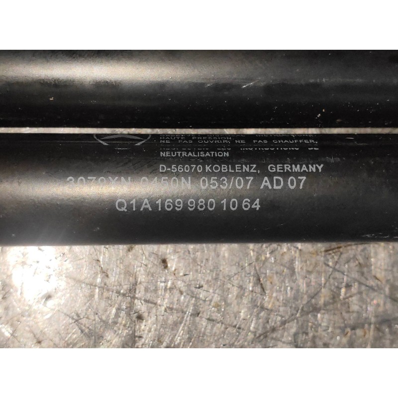 Recambio de amortiguadores maletero / porton para mercedes clase b (w245) 180 cdi (245.207) referencia OEM IAM A1699801064  