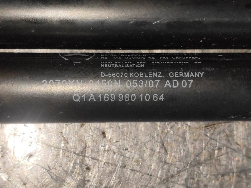 Recambio de amortiguadores maletero / porton para mercedes clase b (w245) 180 cdi (245.207) referencia OEM IAM A1699801064  