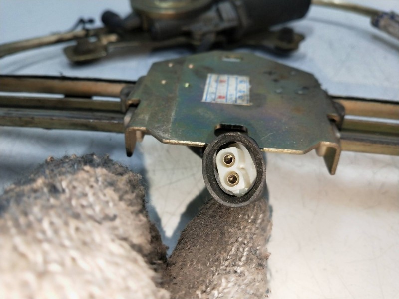 Recambio de elevalunas delantero izquierdo para ssangyong family 2.5 referencia OEM IAM 8685003100  5P Recambio de elevalunas delantero izquierdo para ssangyong family 2.5 referencia OEM IAM 8685003100  5P