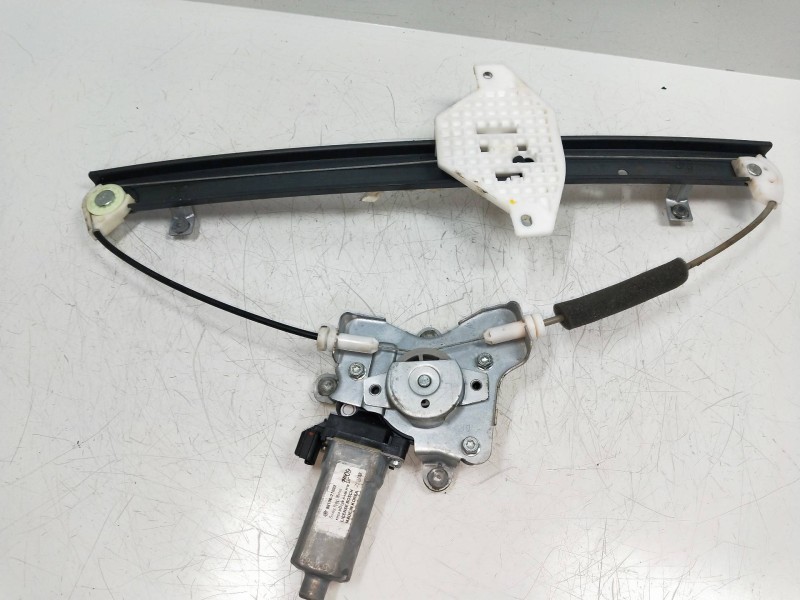 Recambio de elevalunas trasero izquierdo para ssangyong kyron 2.0 referencia OEM IAM 8810021002  5P