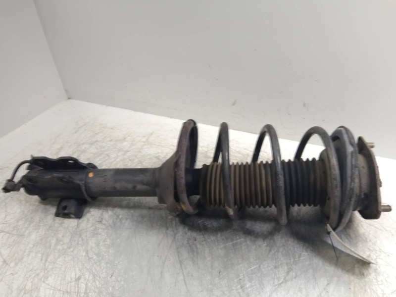Recambio de amortiguador delantero izquierdo para nissan primera berl./familiar (p10/w10) gt berlina (p10) referencia OEM IAM   