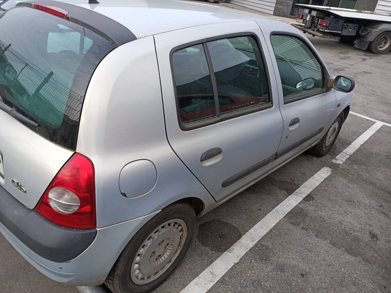 renault clio ii fase ii (b/cb0) del año 2002