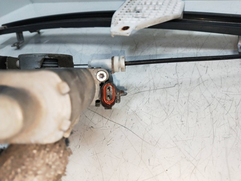 Recambio de elevalunas trasero derecho para ssangyong kyron 2.0 referencia OEM IAM   5P