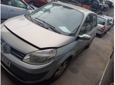 renault scenic ii del año 2004