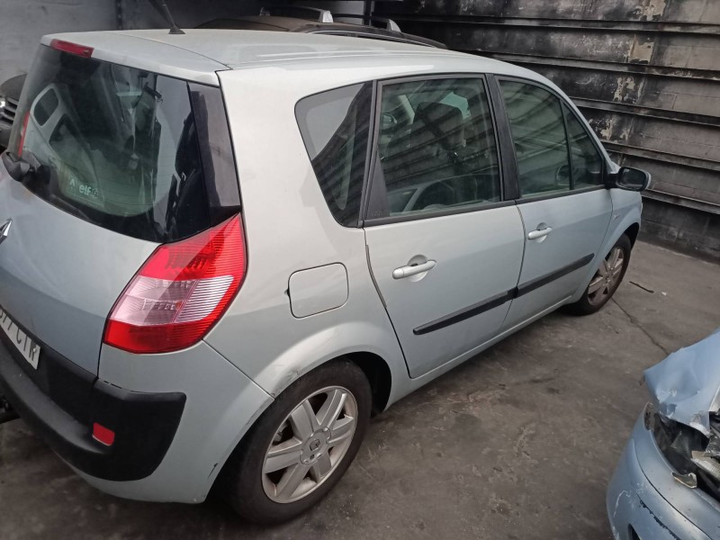 renault scenic ii del año 2004