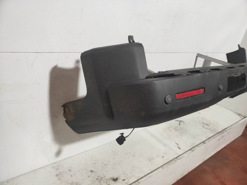 Recambio de paragolpes trasero para land rover discovery v6 td s referencia OEM IAM   