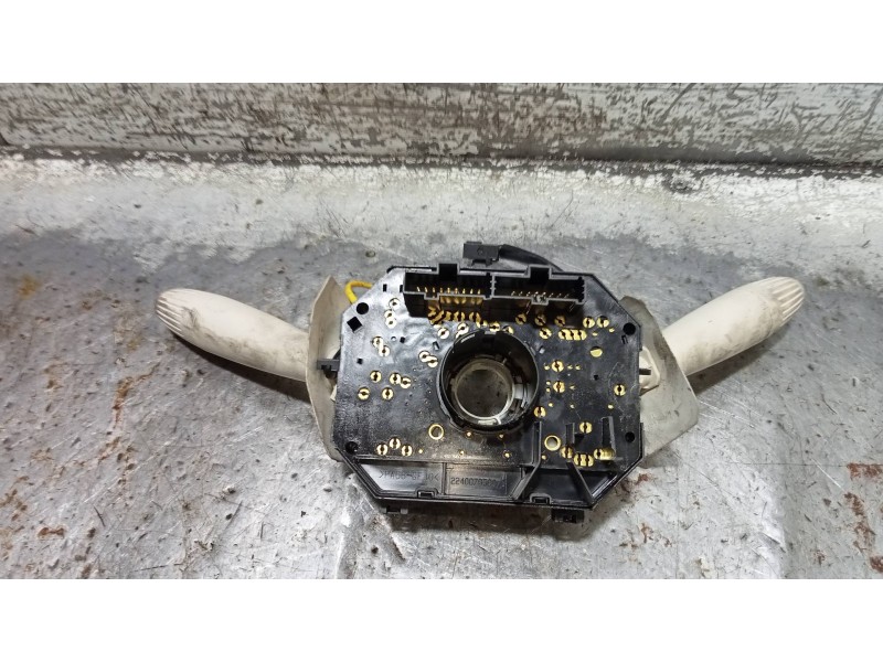 Recambio de mando luces para fiat nuova 500 (150) 1.2 cat referencia OEM IAM 7354724640  