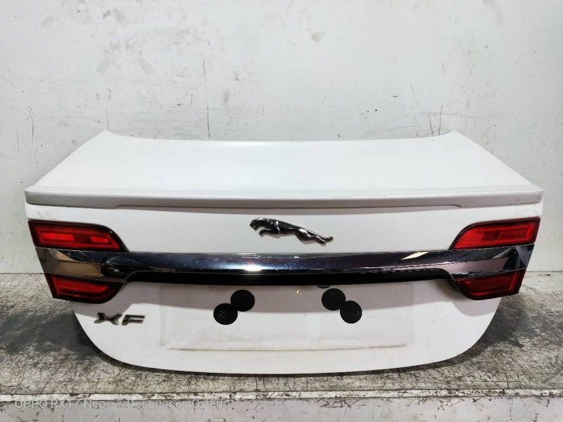 Recambio de tapa maletero para jaguar xf 3.0 v6 diesel luxury referencia OEM IAM   