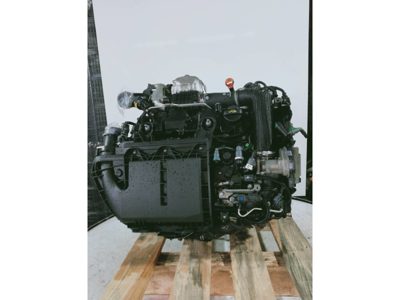 Recambio de motor completo para citroen c3 selection referencia OEM IAM 8HR 10FD8V 0120814 BOSCH