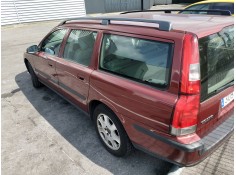 volvo v70 familiar del año 2001 2