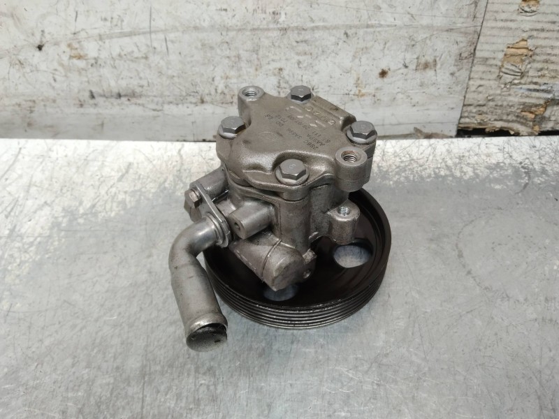 Recambio de bomba direccion para ford fiesta (cbk) futura referencia OEM IAM 2S6C3A696DD  