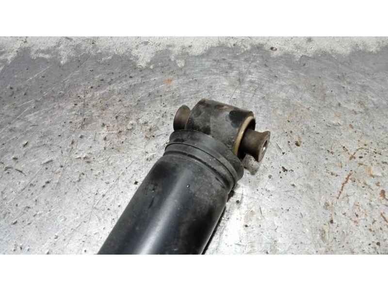 Recambio de amortiguador trasero izquierdo para renault megane iv berlina 5p limited + referencia OEM IAM 562101385R  