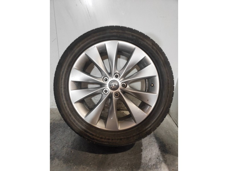 Recambio de juego llantas para opel cascada excellence referencia OEM IAM  CUBIERTAS 235/50/18