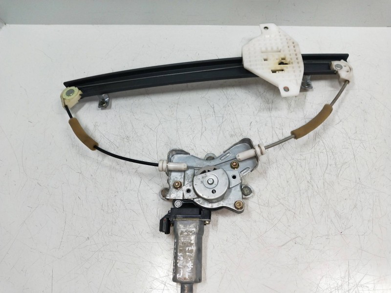 Recambio de elevalunas trasero izquierdo para ssangyong rodius referencia OEM IAM   