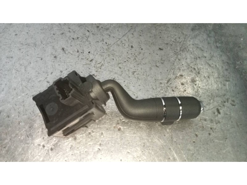 Recambio de mando limpia para jaguar xf 3.0 v6 diesel luxury referencia OEM IAM 8W8317A553  