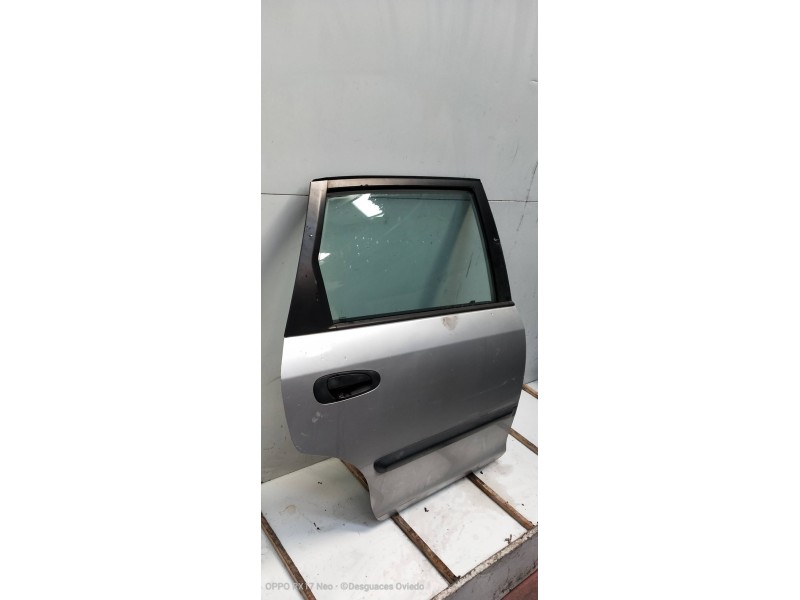 Recambio de puerta trasera derecha para honda civic berlina 5 (eu7/8) 1.6i ls referencia OEM IAM   