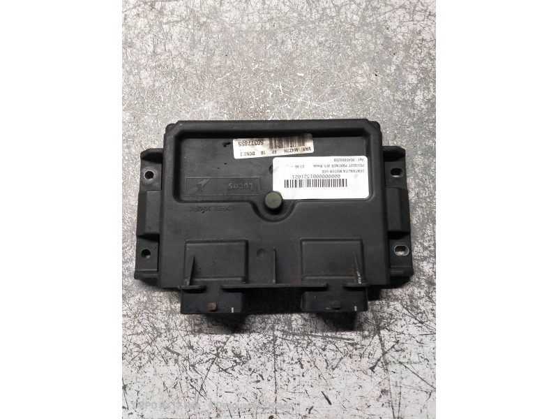 Recambio de centralita motor uce para peugeot partner (s1) break referencia OEM IAM R04080025B 9839587680 9642398280