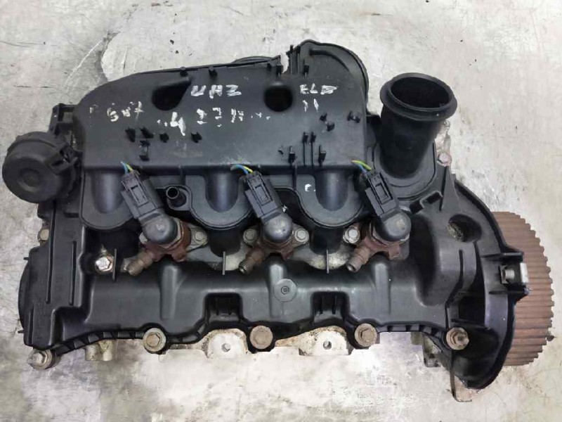 Recambio de culata para peugeot 607 (s2) 2.7 hdi fap cat (uhz / dt17ted4) referencia OEM IAM UHZELD11 PM4R8Q6090 IZQUIERDA