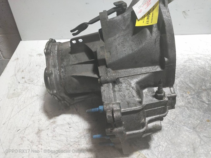 Recambio de caja cambios para ford fiesta berl./express 1.1 cat-u referencia OEM IAM 87WTCB F0F 8D22 