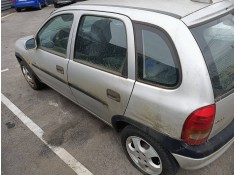 opel corsa b del año 2000 2