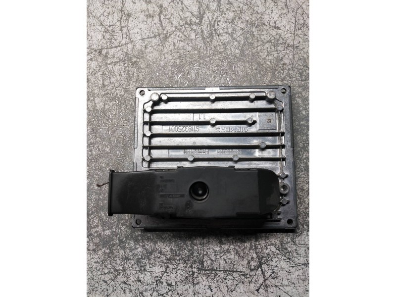 Recambio de centralita motor uce para ford ka (ccq) bitono referencia OEM IAM S118685001 1S5X12A650BD J38AC