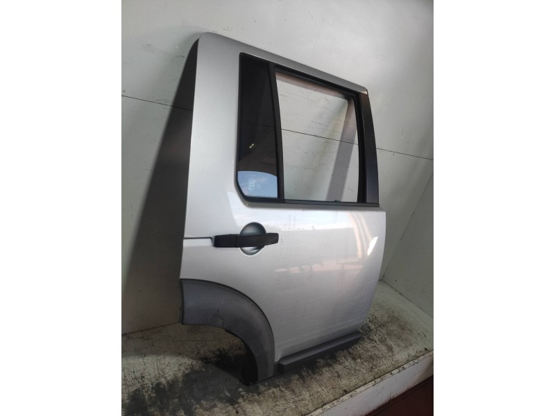 Recambio de puerta trasera derecha para land rover discovery v6 td s referencia OEM IAM   