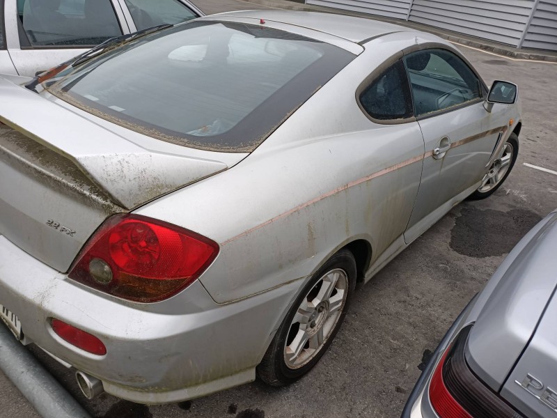 hyundai coupe (gk) del año 2002
