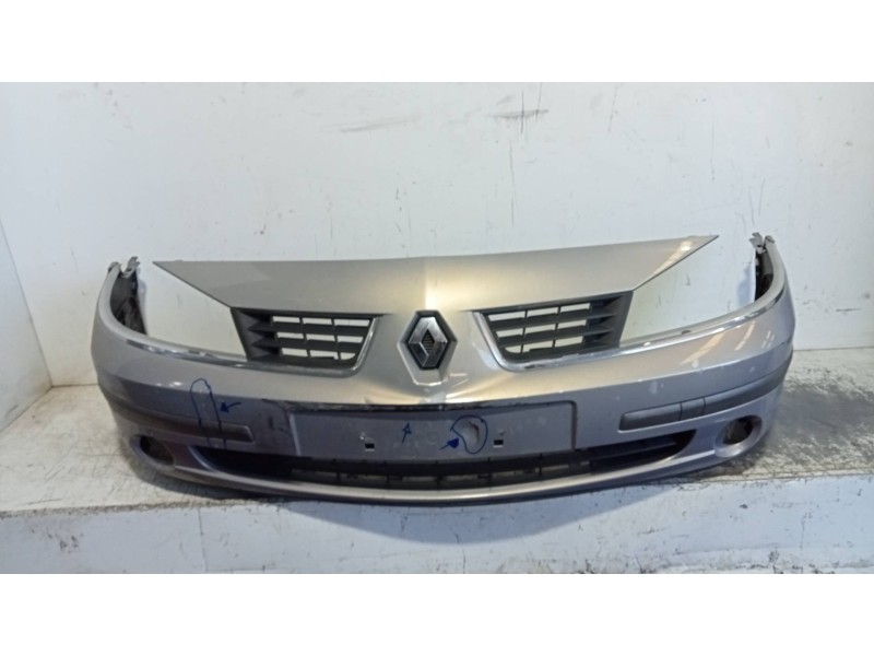 Recambio de paragolpes delantero para renault laguna ii grandtour (kg0) dynamique luxe referencia OEM IAM   