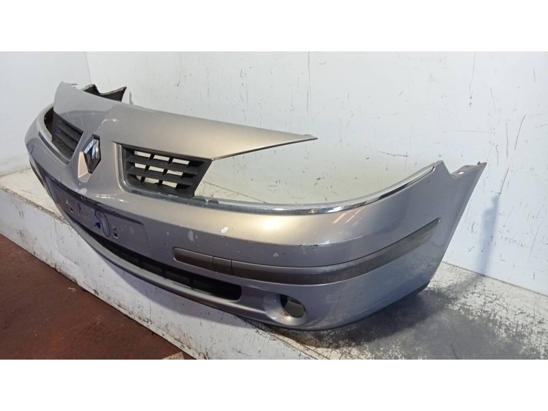 Recambio de paragolpes delantero para renault laguna ii grandtour (kg0) dynamique luxe referencia OEM IAM   