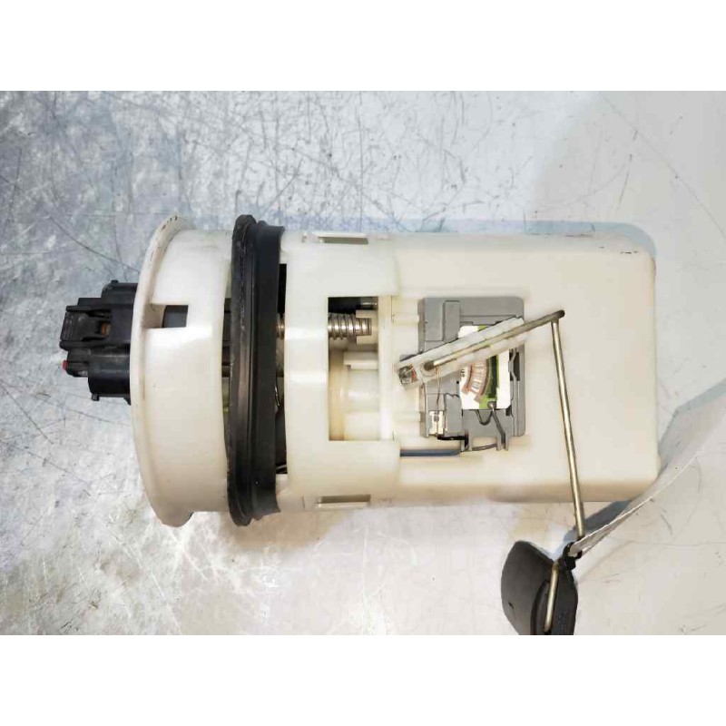 Recambio de bomba combustible para hyundai coupe (gk) 1.6 16v cat referencia OEM IAM 311102D AFORADOR 