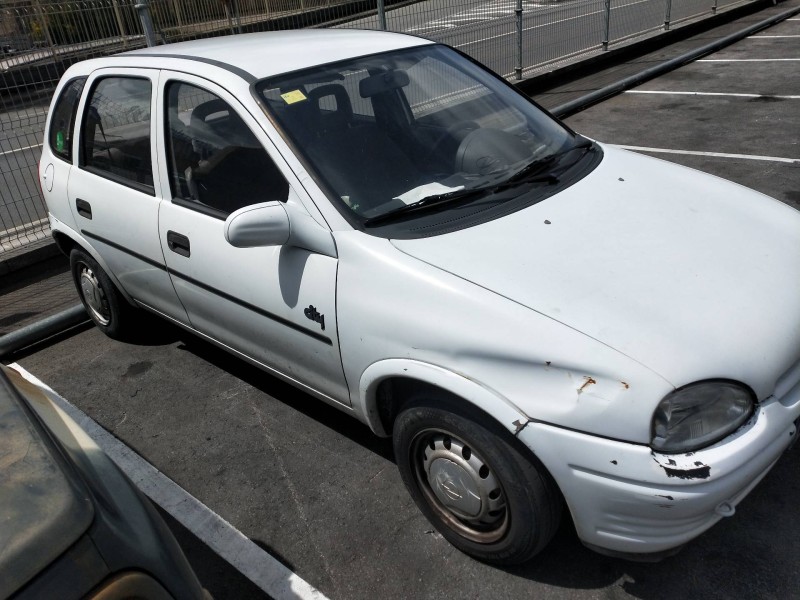 opel corsa b del año 1994