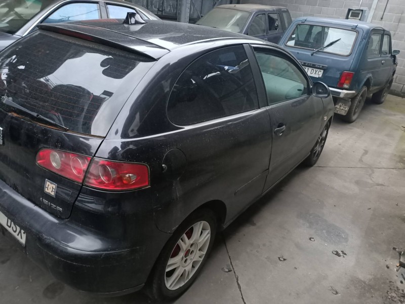 seat ibiza (6l1) del año 2005