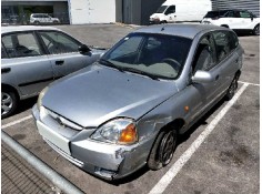 kia rio del año 2003