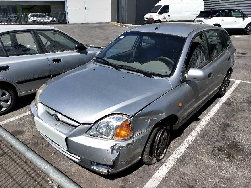 kia rio del año 2003