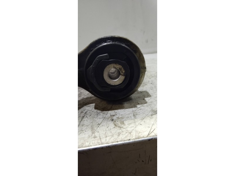 Recambio de brazo suspension inferior delantero izquierdo para audi a6 berlina (4b2) 2.5 tdi referencia OEM IAM   