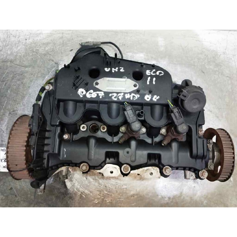 Recambio de culata para peugeot 607 (s2) 2.7 hdi fap cat (uhz / dt17ted4) referencia OEM IAM UHZELD11 PM4R8Q6C064 DERECHA