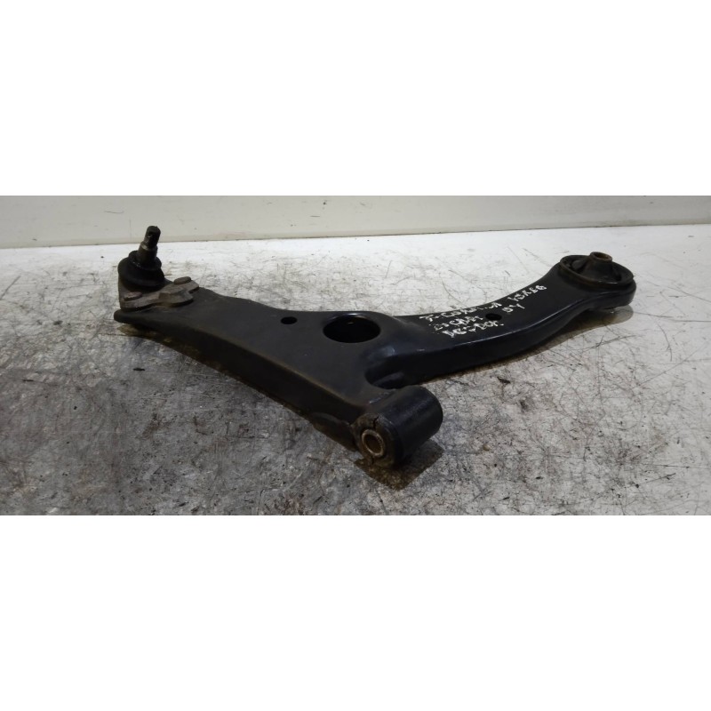 Recambio de brazo suspension inferior delantero derecho para toyota corolla verso (r1) 2.0 d-4d luna referencia OEM IAM   