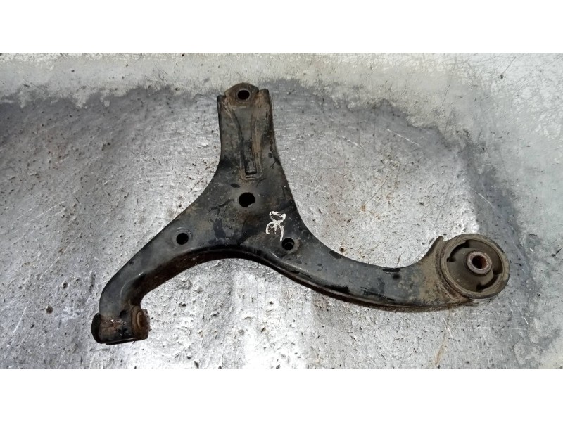 Recambio de brazo suspension inferior delantero izquierdo para hyundai accent (mc) gl crdi referencia OEM IAM   