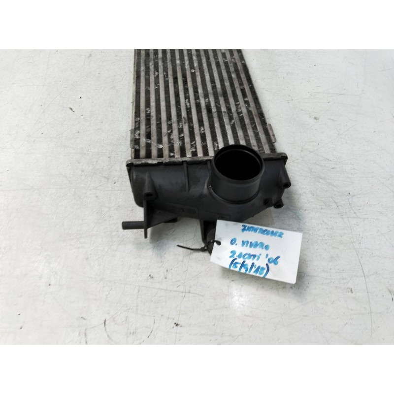 Recambio de intercooler para opel vivaro furgón/combi (07.2006 =>) combi l1h1 2,7t edition referencia OEM IAM 988650BB 93854162 