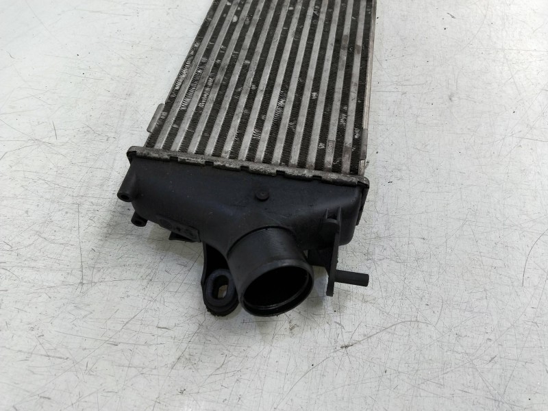 Recambio de intercooler para opel vivaro furgón/combi (07.2006 =>) combi l1h1 2,7t edition referencia OEM IAM 988650BB 93854162 