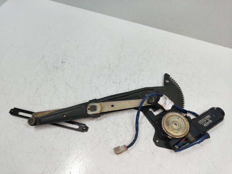 Recambio de elevalunas delantero izquierdo para suzuki swift sf berlina (ea) referencia OEM IAM 8346062B00 0621003111 4P