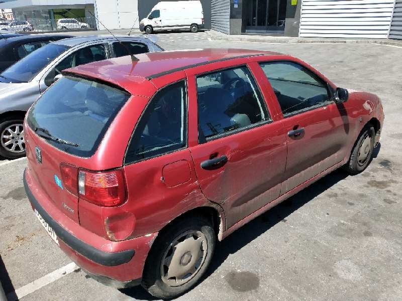 seat ibiza (6k1) del año 2002