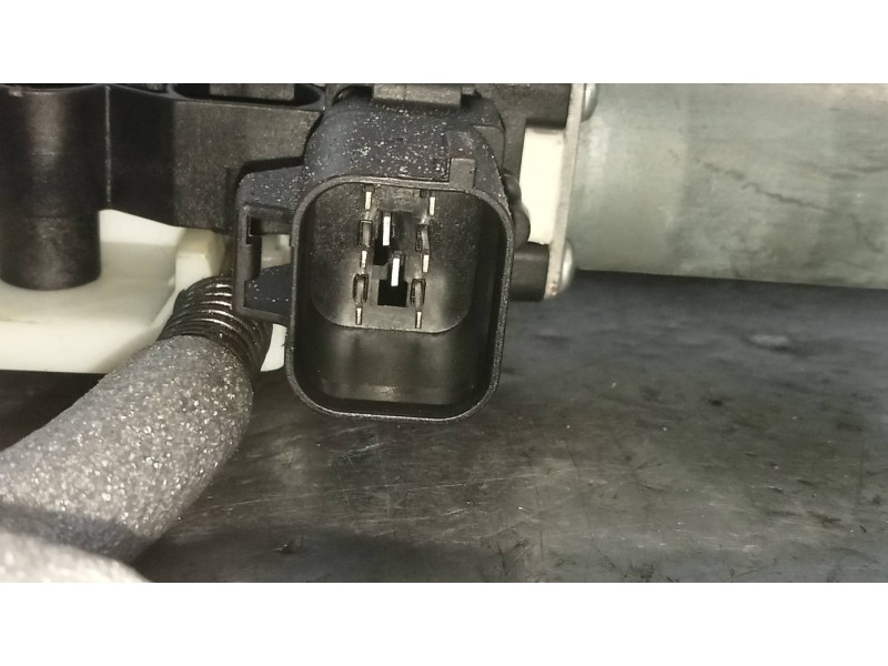 Recambio de elevalunas trasero izquierdo para jaguar xf 3.0 v6 diesel luxury referencia OEM IAM   