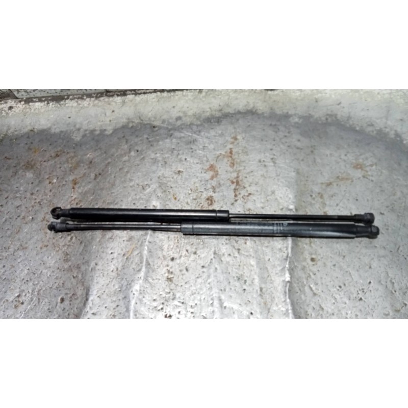 Recambio de amortiguadores maletero / porton para fiat nuova 500 (150) 1.2 cat referencia OEM IAM 517854120  