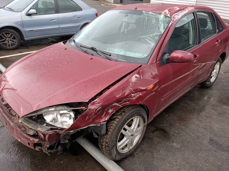 ford focus berlina (cak) del año 2004
