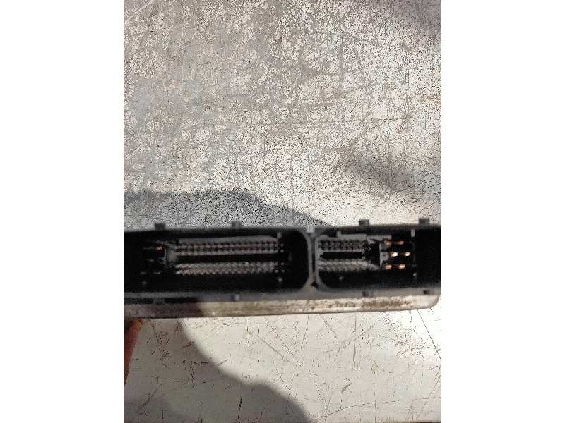 Recambio de centralita motor uce para volkswagen golf iv berlina (1j1) conceptline referencia OEM IAM 0281010373 038906012DB 