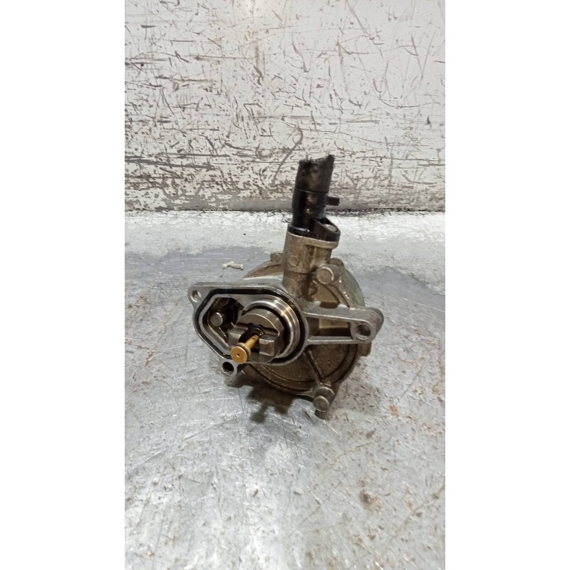 Recambio de depresor freno / bomba vacio para hyundai accent (mc) gl crdi referencia OEM IAM 28812A100  
