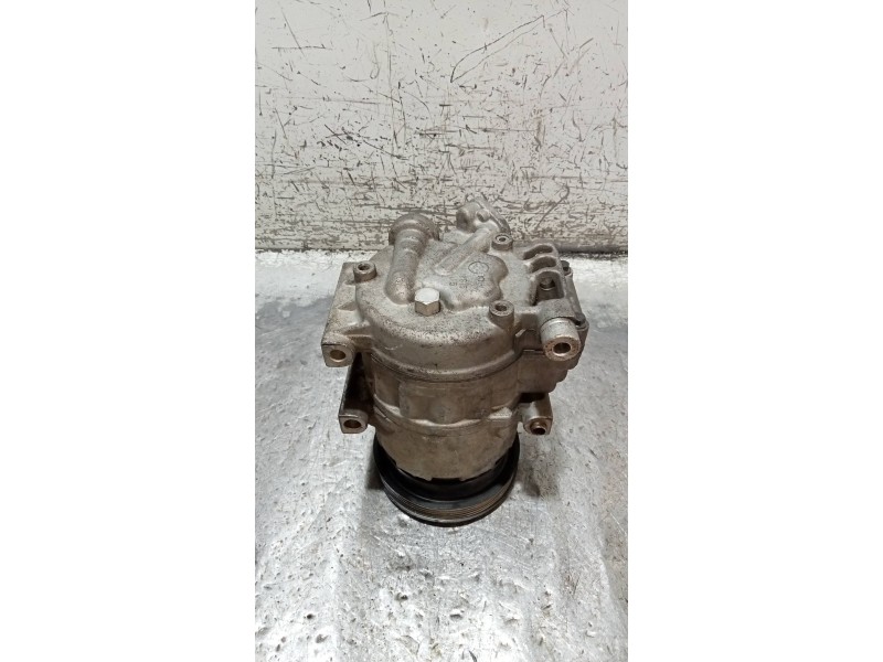 Recambio de compresor aire acondicionado para hyundai accent (mc) gl crdi referencia OEM IAM F500CB5DA06  